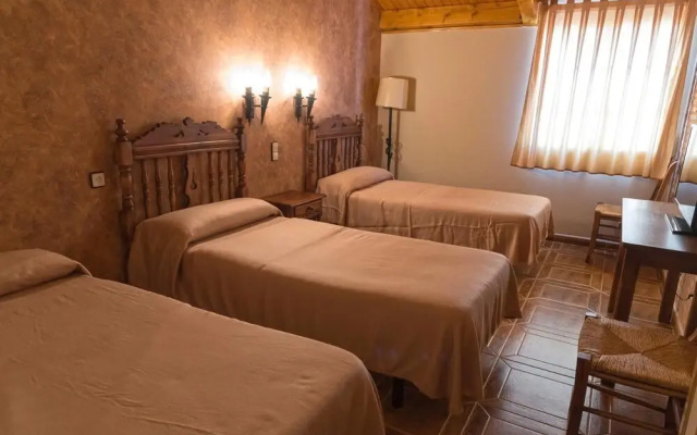 Hostal Restaurante La Sima