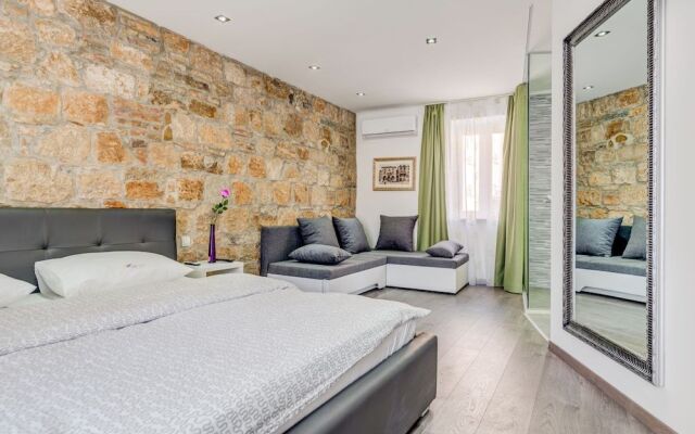 Split Suites centre rooms Olga & Petra