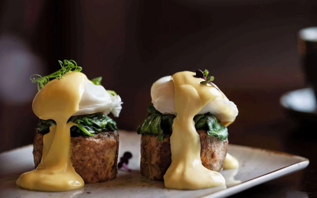 Fable Terrace Downs Resort by Mgallery – Meal – Darfield
