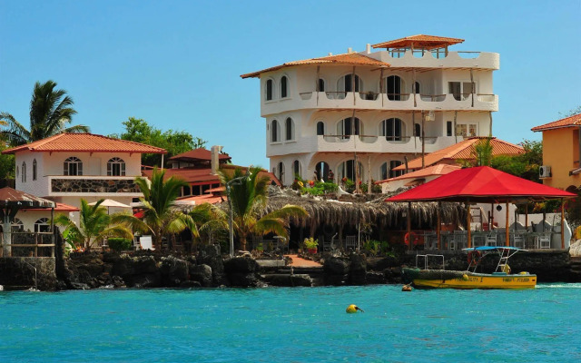 Angermeyer Waterfront Inn