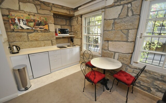 Pyrmont Modern Studios