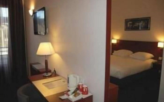 Plessis Parc Hotel