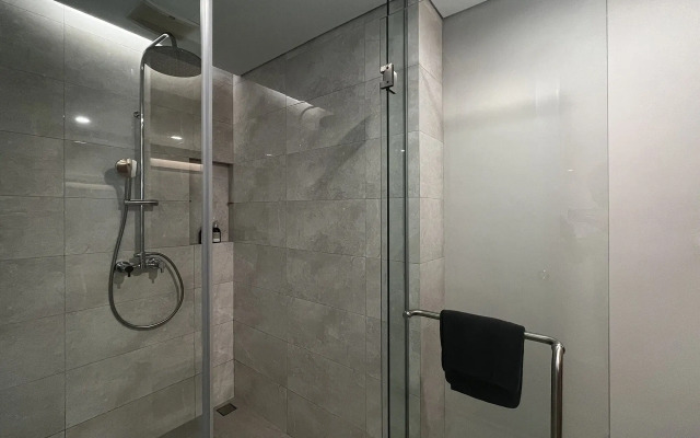 Ra Suites Simatupang