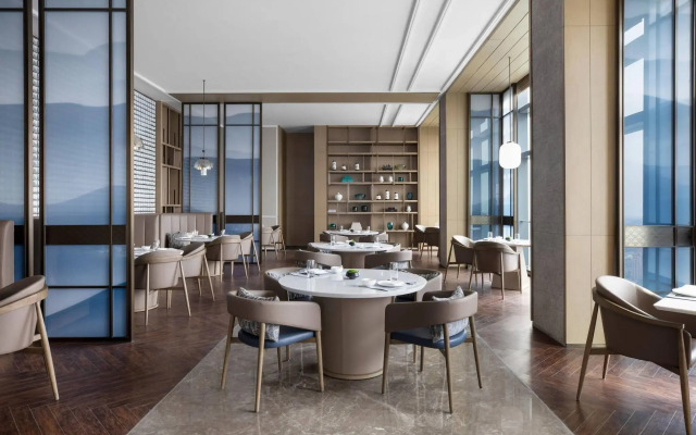 Zhangjiagang Marriott Hotel