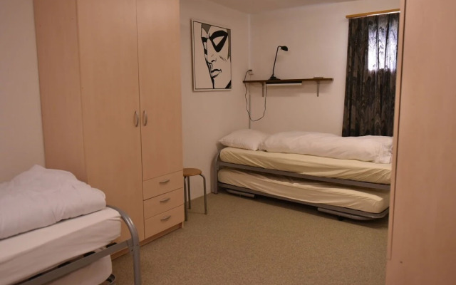 Cozy Apartment in Sarn near Forest