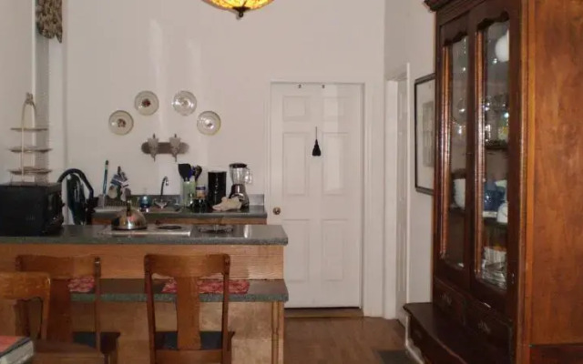 Wicker Park Guesthouse