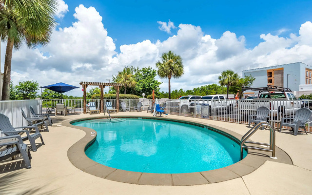 Comfort Inn & Suites Crestview