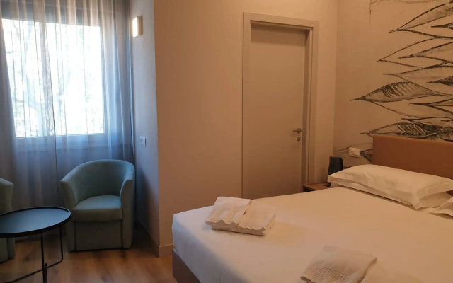 Hotel De La Ville