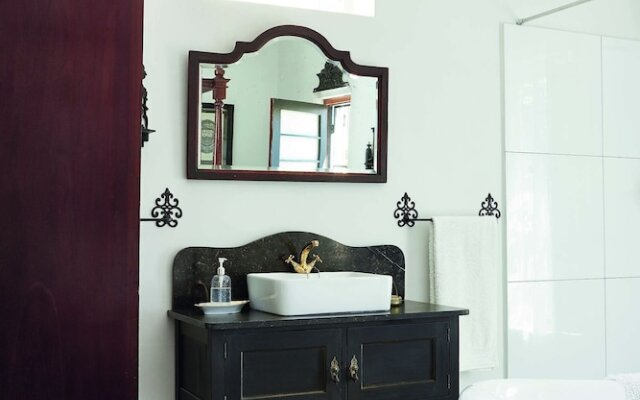 Domaine Du Cap Guest House