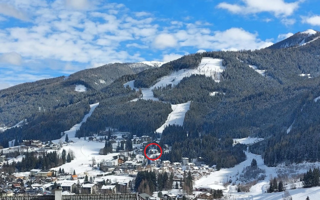 Ski-to-door Apartment PISTENBLICK