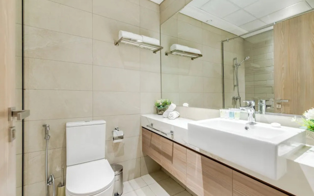 GLOBALSTAY. Azizi Riviera 40