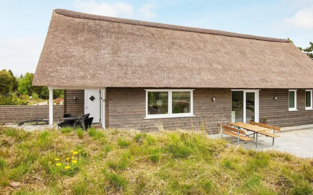 6 Person Holiday Home in Romo-by Traum