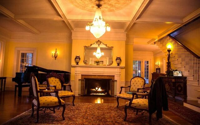 The Clark House on Hayden Lake