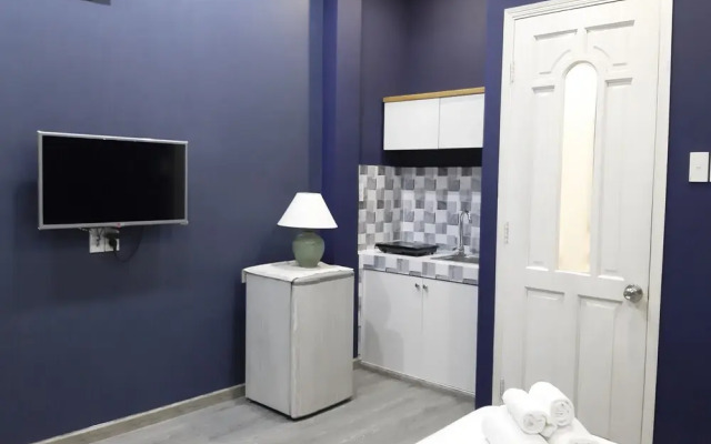 Oriental Art Apartment