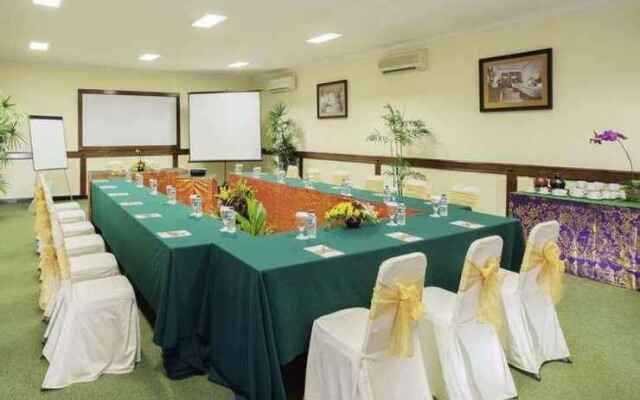 Hotel Ratu Mayang Garden
