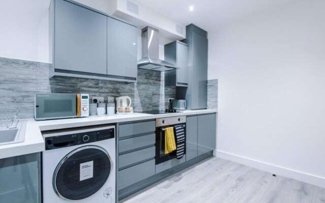 Old Trafford Two-bedroom Stay by Belvilla