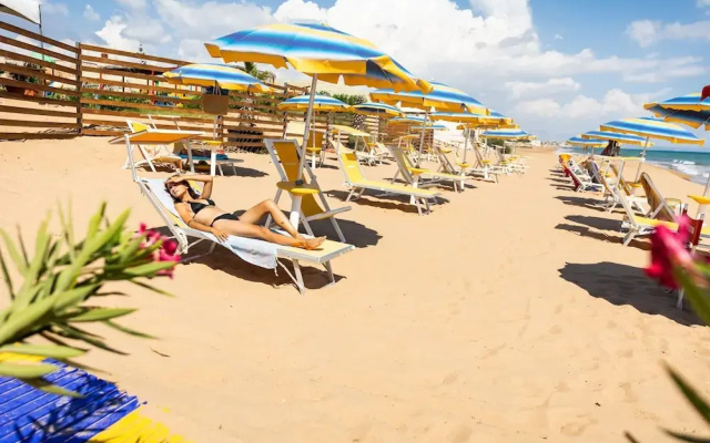 Apartment in Triscina by the Sea With Pools