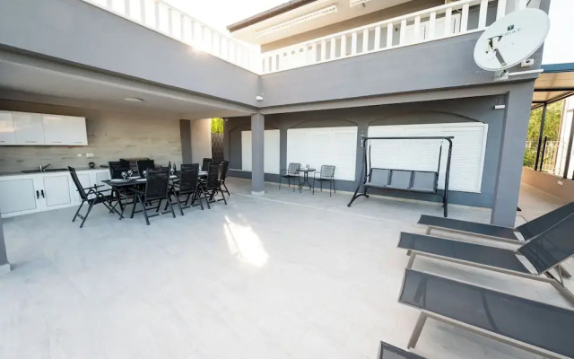 Beachfront Villa Mihovil With Direct Beach Access