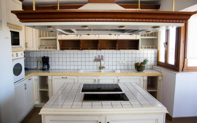 Horizon Apartments Platanias