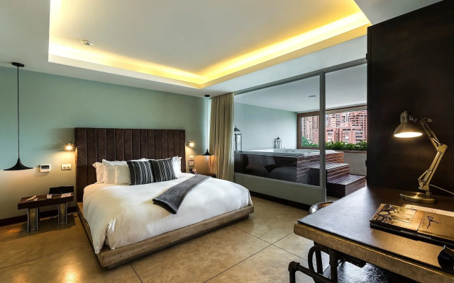 The Charlee Hotel