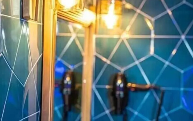 Tas Hotel 17