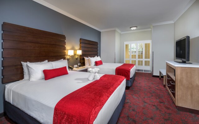 Desert Palms Hotel & Suites