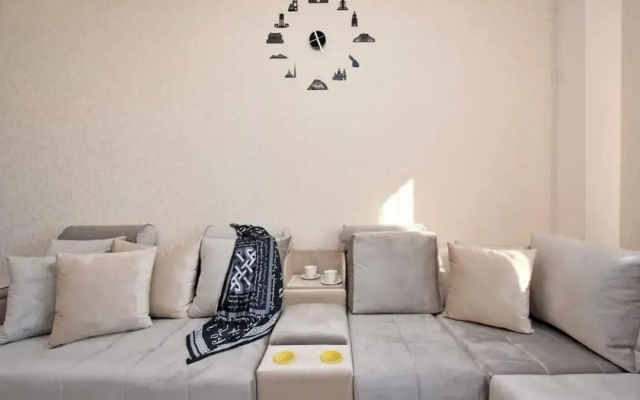 Cozy Apt By Opera, Sayat Nova Ave, 2 bathrooms, Open Balcony