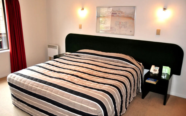 St James Apartments