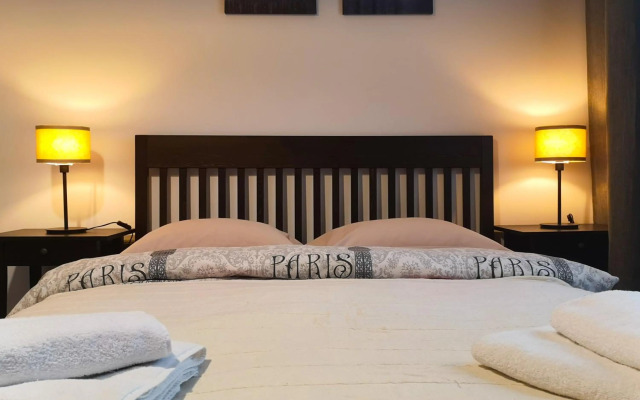 AMZEI Studios & Suites