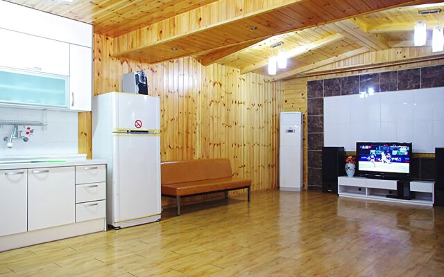 Nami Island Starry Glow Pension