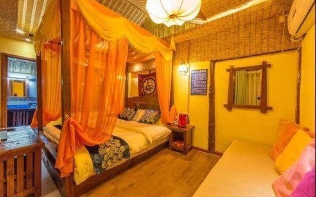 Floral Hotel·Yunjing Zhinan Hotel(Dayan Gucheng dashuiche store) – Guest Rooms – Lijiang