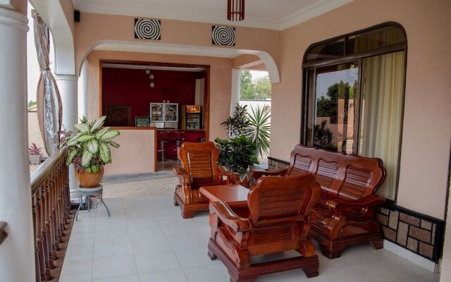 Ezra boutique villa