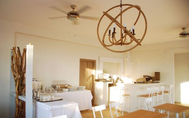 Samothraki Beach Apartments & Suites Hotel