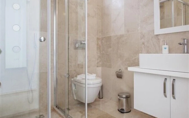 Villa Lotus by Akdenizvillam