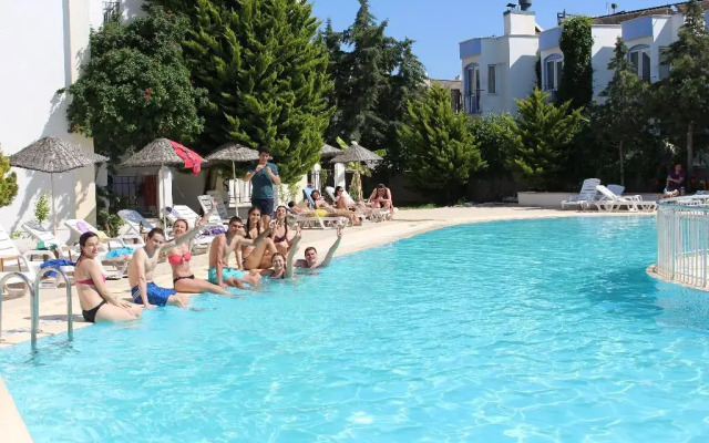 Serpina Hotel - Adults Only