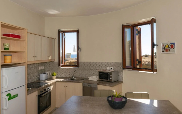 Armonia Seaside Villas