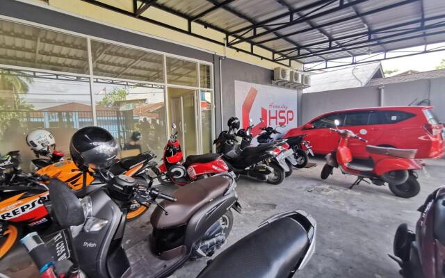 Hsp Residence by OYO Rooms