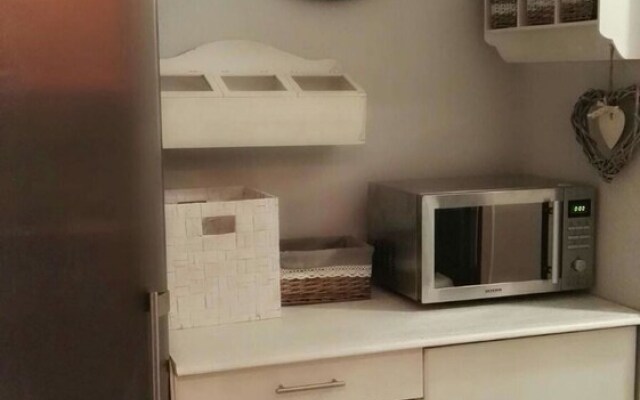 Studio in Sevilla, With Wonderful City View, Terrace and Wifi