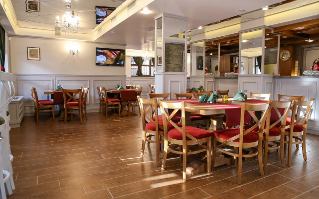 7 Pools SPA & Apartments