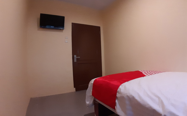 OYO 1053 Angelyn Home Stay