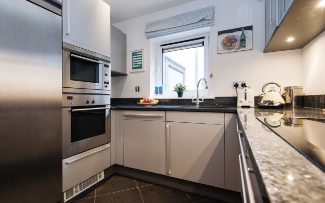 The Drayton Gardens Demeure - TW01