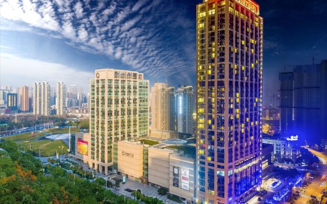 Sheraton Grand Wuhan Hankou Hotel