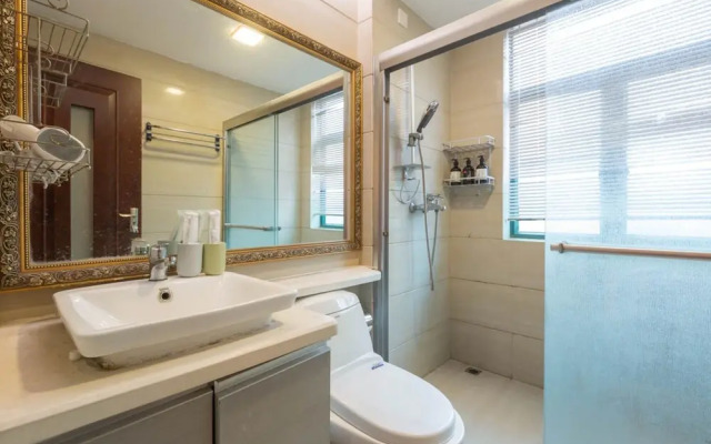 Locals Boutique Apartment Qianshan No.11