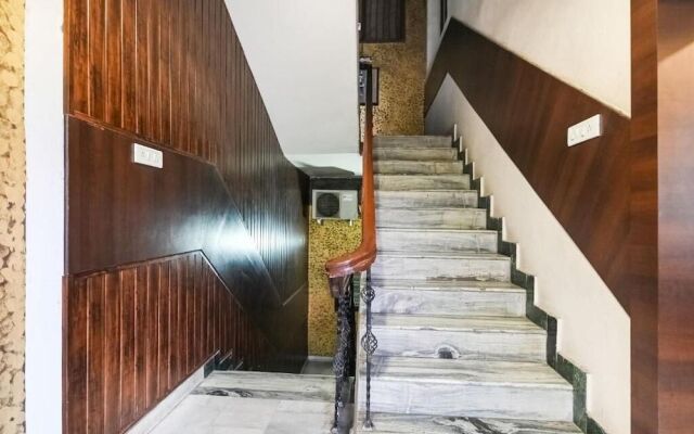 Hotel Surpin Palace
