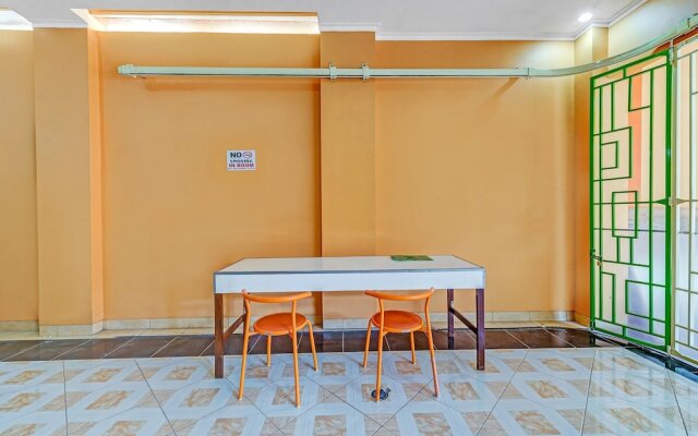 OYO 90768 Endrayanti Inn Syariah