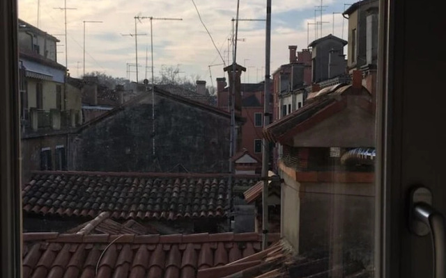 Studio in Venise, With Wonderful City View and Wifi