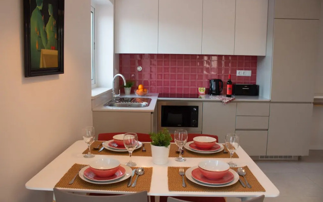 Cardeal Suites & Apartments