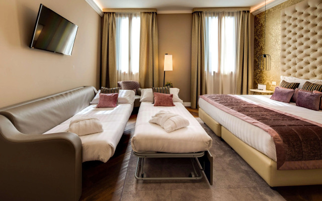 Continental Venice Hotel