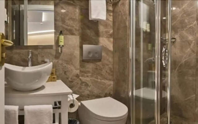 Ada Karakoy Hotel - Special Class