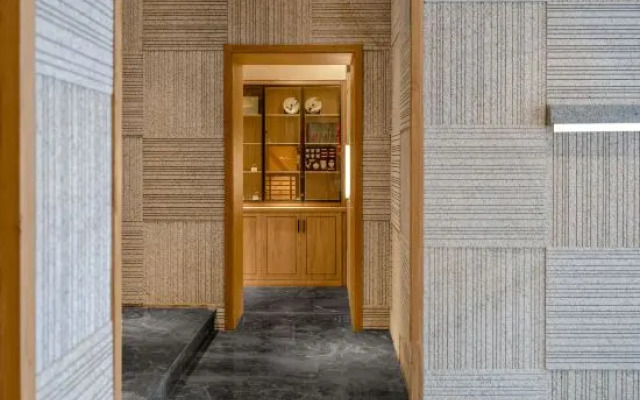 Man · Hotel（Kunming Railway Station Tangzixiang Subway station store）